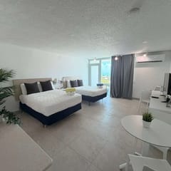 Beachside Studio @ ESJ islaverde