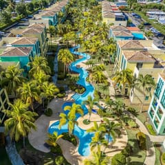 Fun Family 3BR @ Aquatika | Sleeps 8 + Pools