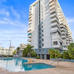 Beachside Retreat @ Isla Verde | Pool + Parking
