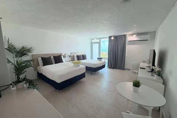 Beachside Studio @ ESJ islaverde - Image 1