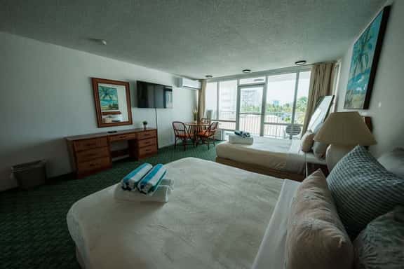Relaxing 2 Beds unit @ ESJ Towers - Image 1